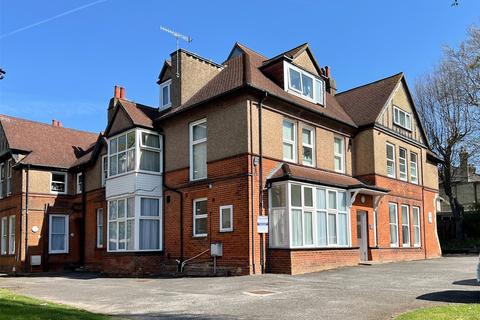 1 bedroom apartment for sale, Clandon Road, Guildford, Surrey, GU1