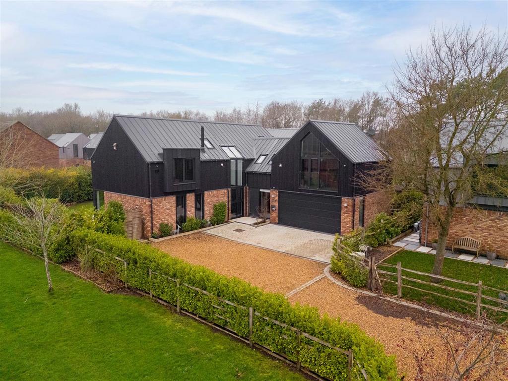 Blackthorn Barn - by Visually Rich 0220.jpg