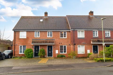 3 bedroom terraced house for sale - Calgary Gardens, Liphook, Hampshire, GU30