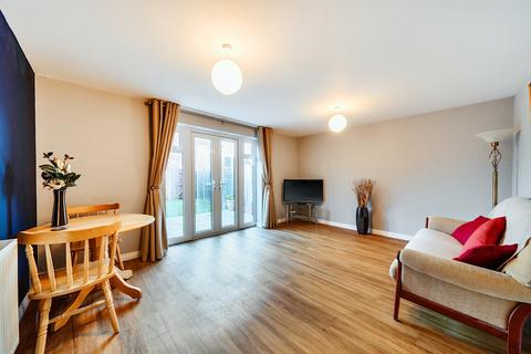 3 bedroom terraced house for sale, Calgary Gardens, Liphook, Hampshire, GU30