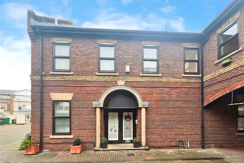 2 bedroom apartment to rent, Mount Mews, Hampton, TW12