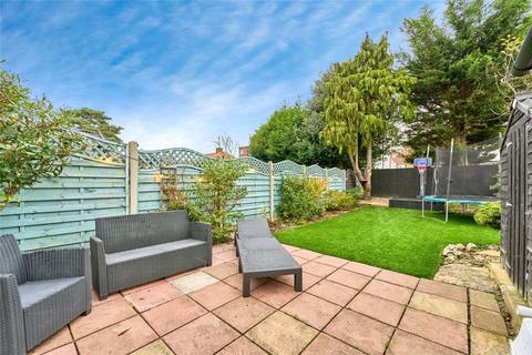undefined, Melrose Avenue, Twickenham, TW2