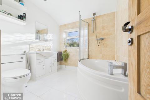 3 bedroom semi-detached house for sale, Crescent Road, Heybridge