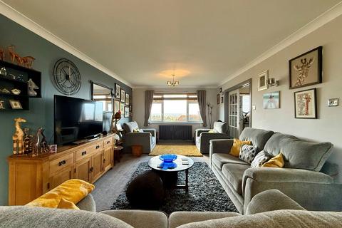 4 bedroom detached house for sale, Eston Close, Mabe Burnthouse