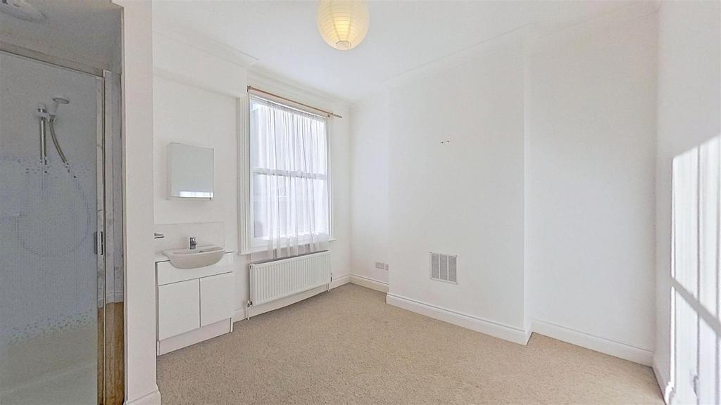 Penwith-Road-Earlsfield-SW18-11252025 175954.jpg