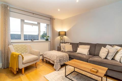 2 bedroom maisonette for sale, Alban Crescent, Borehamwood WD6