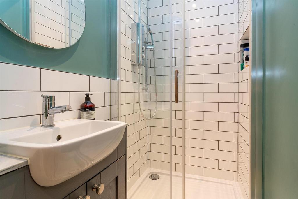 En-Suite Shower