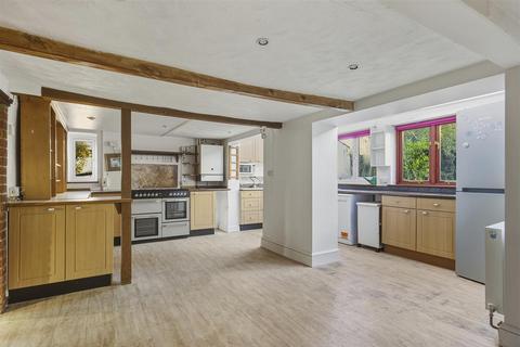4 bedroom detached house for sale, Laxfield Road, Eye IP21