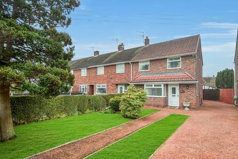 2 bedroom semi-detached house for sale, Bracken Close, Long Eaton, Nottingham, Derbyshire, NG10