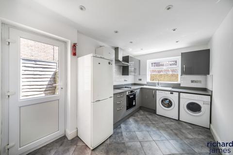 2 bedroom terraced house for sale, William Street, Kingshill, Swindon, SN1