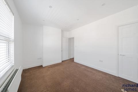 2 bedroom terraced house for sale, William Street, Kingshill, Swindon, SN1