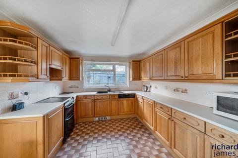 5 bedroom semi-detached house for sale, Ashwell Close, Old Walcot, Swindon, SN3