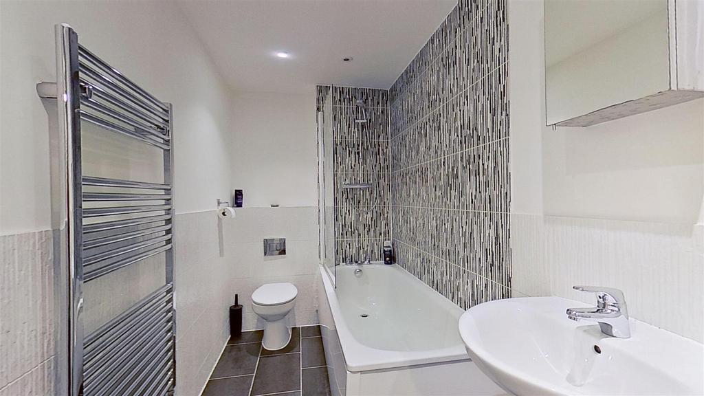 134-Garratt-Lane-Wandsworth-SW18-01192025 193813.j