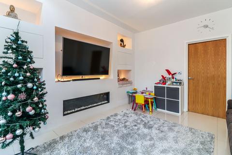 3 bedroom terraced house for sale, Burrow Close, Watford, WD17