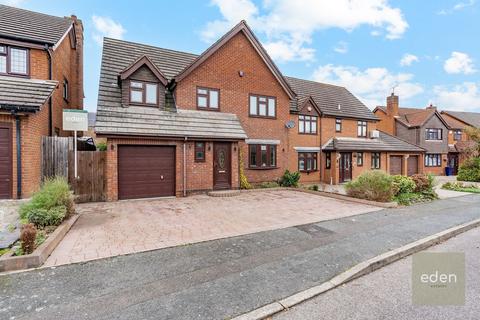 5 bedroom detached house for sale, Macaulay Close, Larkfield, ME20