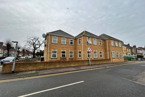 6 bedroom end of terrace house for sale, Dogsthorpe Road, Peterborough, PE1