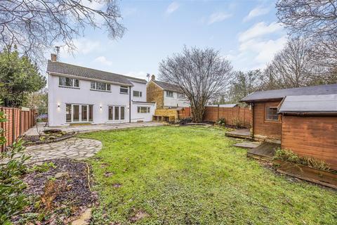 Hazleton Way, Waterlooville PO8