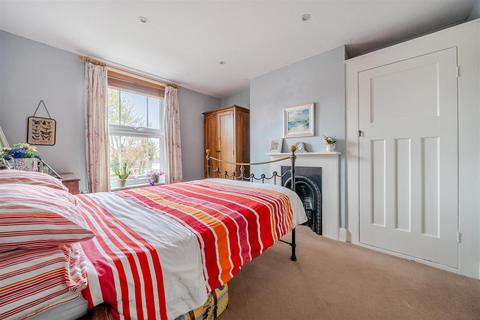 2 bedroom semi-detached house for sale, Kings Road, Headcorn, Ashford