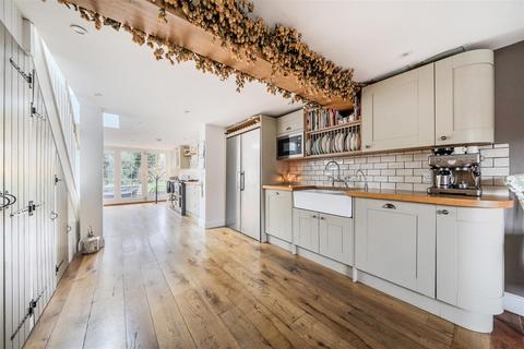 4 bedroom semi-detached house for sale, Hunton Road, Marden, Tonbridge