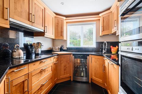4 bedroom detached house for sale, Mansion House Close, Biddenden, Ashford
