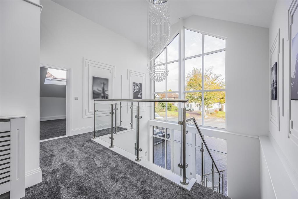 31 Lovedean Lane, Waterlooville-Portico Marketing-S
