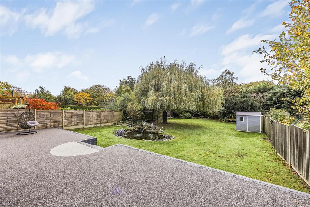 31 Lovedean Lane, Waterlooville-Portico Marketing-S
