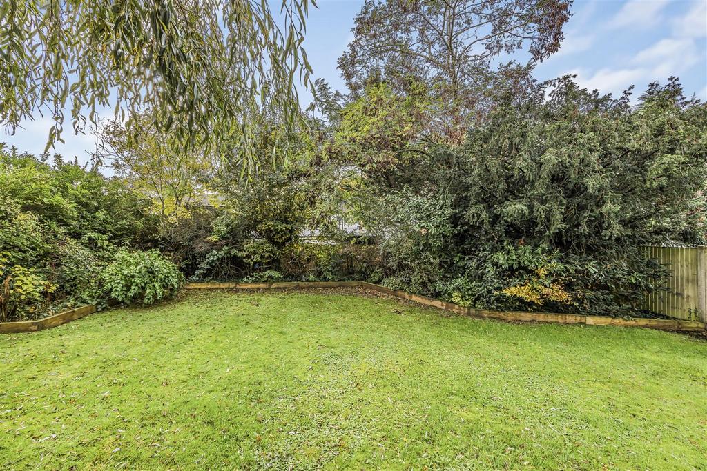 31 Lovedean Lane, Waterlooville-Portico Marketing-S