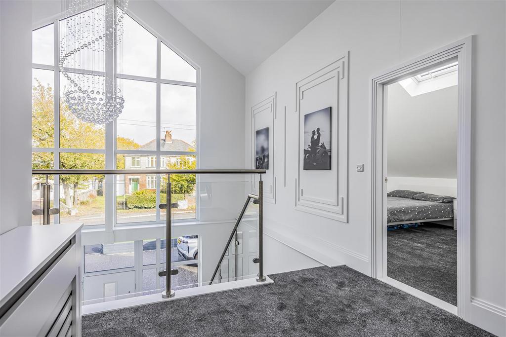31 Lovedean Lane, Waterlooville-Portico Marketing-S