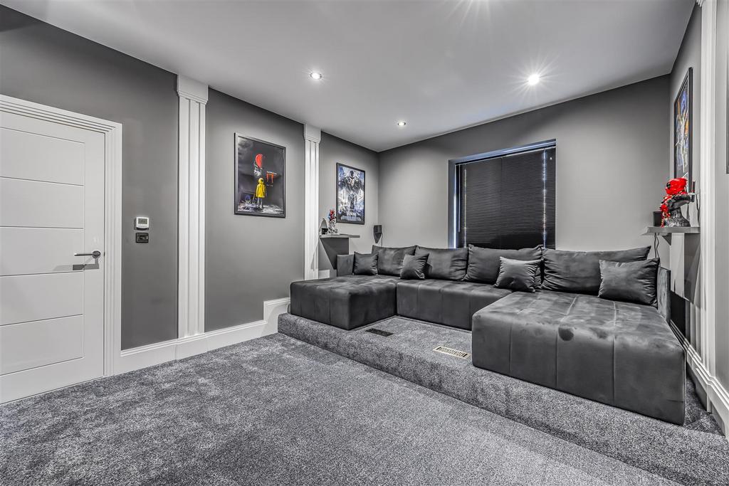 31 Lovedean Lane, Waterlooville-Portico Marketing-S