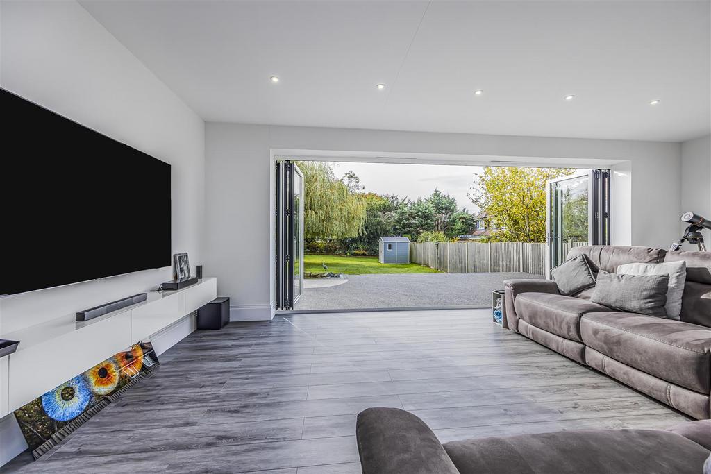 31 Lovedean Lane, Waterlooville-Portico Marketing-S