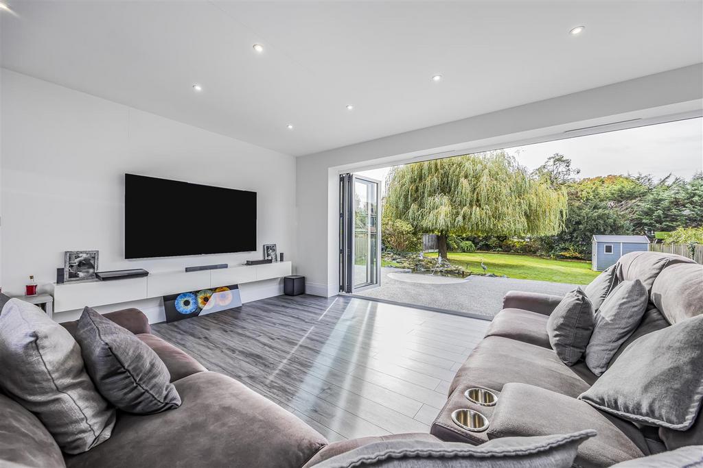 31 Lovedean Lane, Waterlooville-Portico Marketing-S