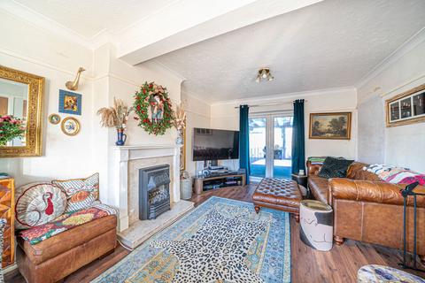 3 bedroom semi-detached house for sale, Fairfield, Whitchurch, RG28 7ET