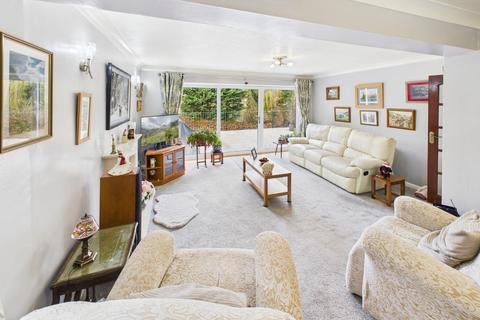 4 bedroom detached house for sale, Longwood Avenue, Bingley, BD16 2RX