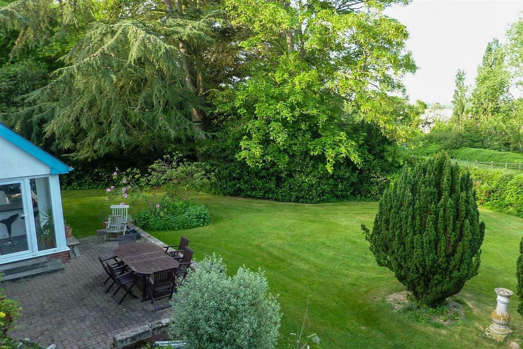 Garden View.jpg