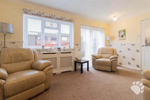 3 bedroom terraced house for sale, Merrylands, Basildon SS15