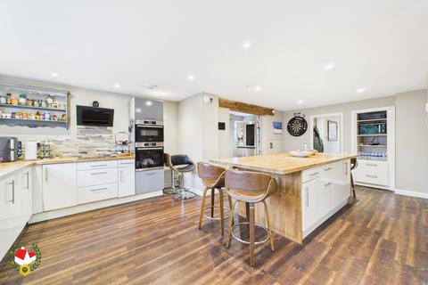 4 bedroom detached house for sale, Friary Road, Abbeymead, Gloucester GL4 5FD