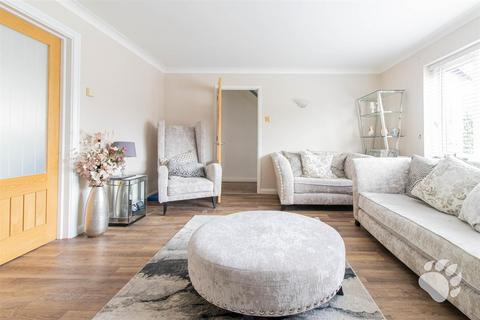 4 bedroom detached house for sale, Coppens Green, Wickford SS12