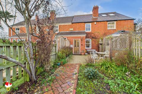 3 bedroom terraced house for sale, Bondend Road, Upton St. Leonards, Gloucester, GL4 8ED