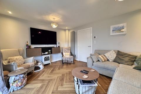 3 bedroom terraced house for sale, Ffordd Pentre, Barry
