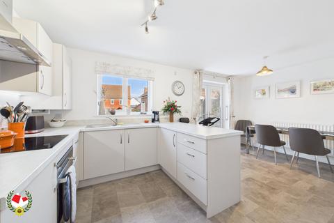3 bedroom detached house for sale, Perrybrook Road, Brockworth, Gloucester GL3 4WL