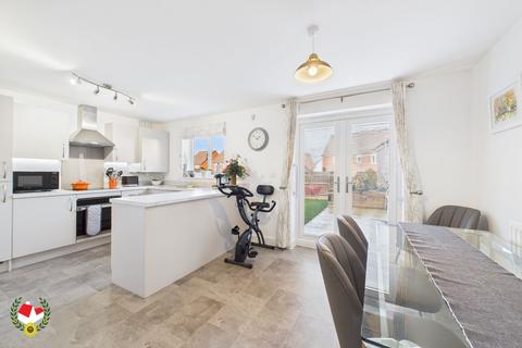 3 bedroom detached house for sale, Perrybrook Road, Brockworth, Gloucester GL3 4WL