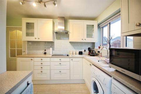 2 bedroom bungalow for sale, Roslyn Road, Woodley RG5