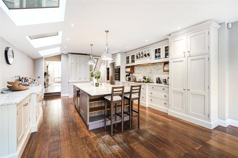 4 bedroom terraced house for sale, Chaldon Road, Fulham, London, SW6