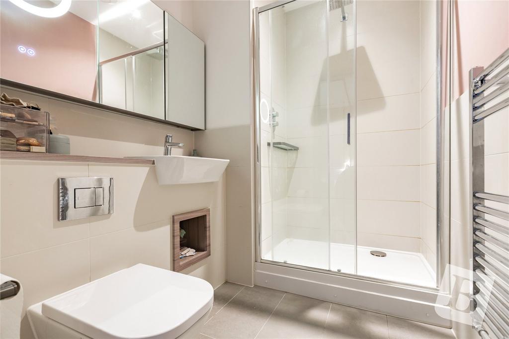 En-Suite 2