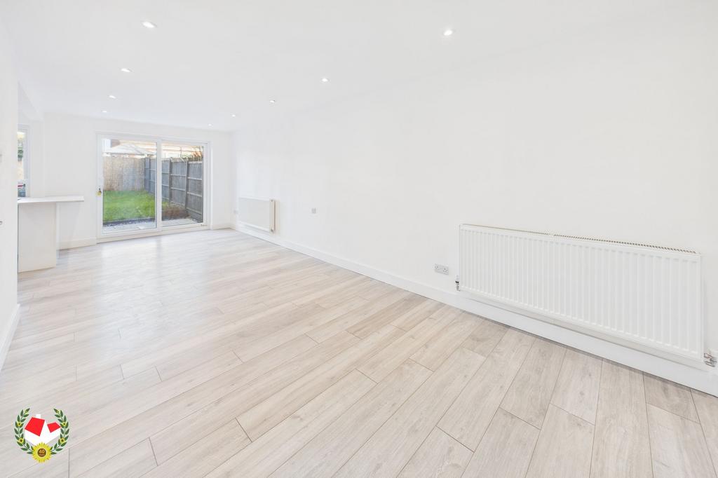 Kitchen/Living Area
