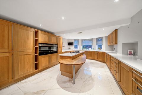 4 bedroom terraced house for sale, Muswell Avenue, Muswell Hill, London, N10