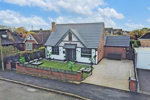 3 bedroom detached bungalow for sale - Springfield Avenue, Sandiacre