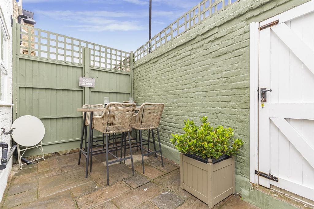 James anderson-40 glendarvon street-sw15  17 .jpg