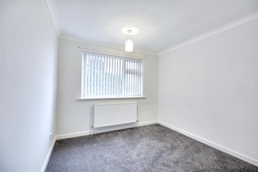 Bedroom 1 1.jpeg