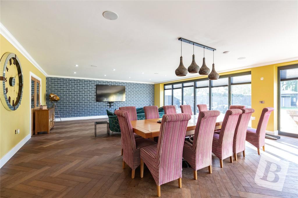 Kitchen/Family Room